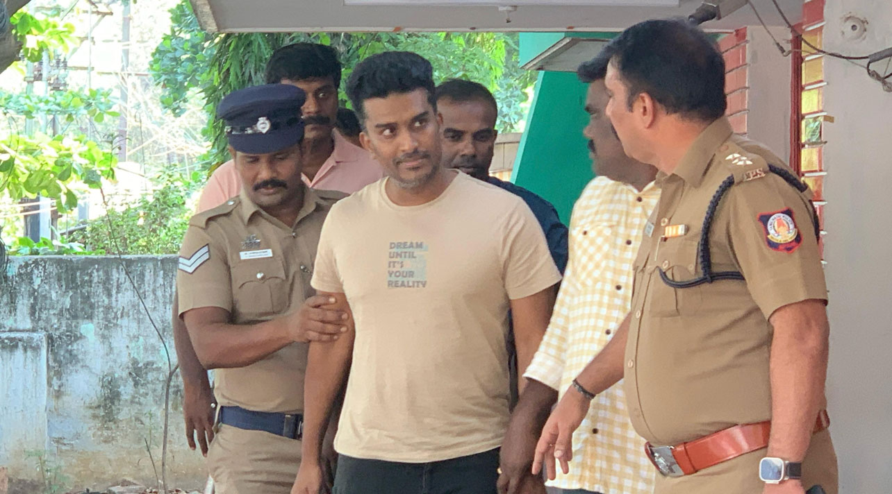 பாலியல் தொல்லை வழக்கு...கைதான மதபோதகர் ஜான் ஜெபராஜை காவலில் எடுத்து விசாரிக்க முடிவு