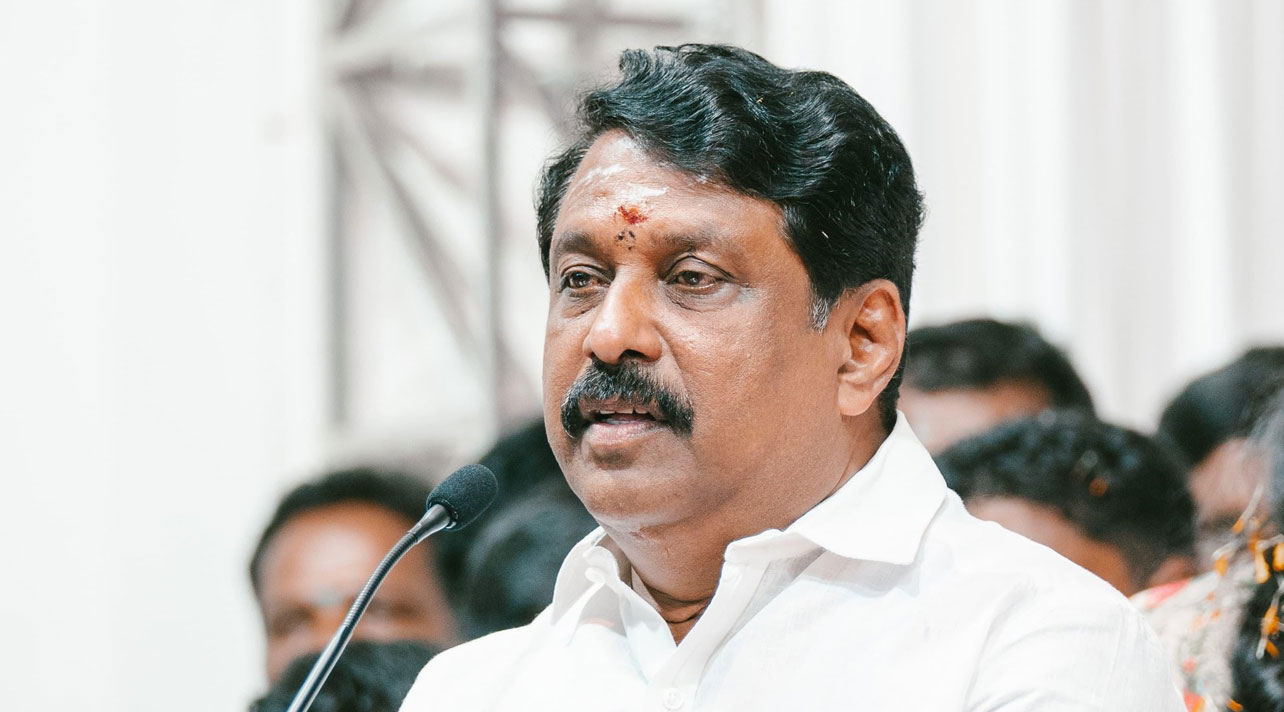  என்னோட ஃபோன்ல இருந்து எல்லாத்தையும் வாட்ச் பண்ணிட்டு இருக்காங்க.. நயினார் நாகேந்திரன் குற்றச்சாட்டு