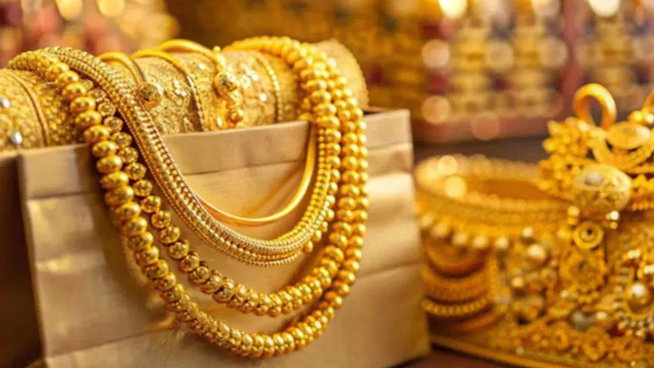 Gold rate: கனவாகும் தங்கம்.. ஒரே நாளில் சவரனுக்கு ரூ.2,200 உயர்வு!