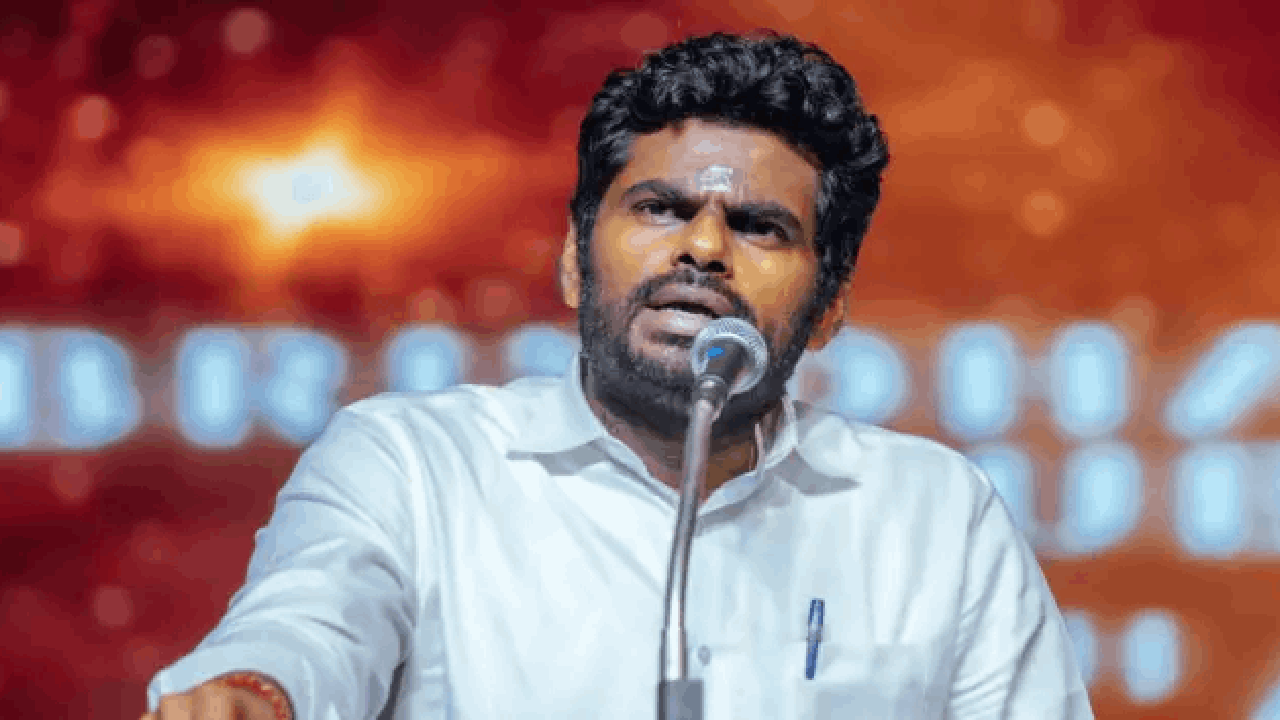 சிங்கப்பூருக்கு சீக்ரெட் பயணம்..! டெல்லி தலைமைக்கே தெரியாத ரகசியம்..! தனி ரூட் எடுக்கும் அண்ணாமலை..?