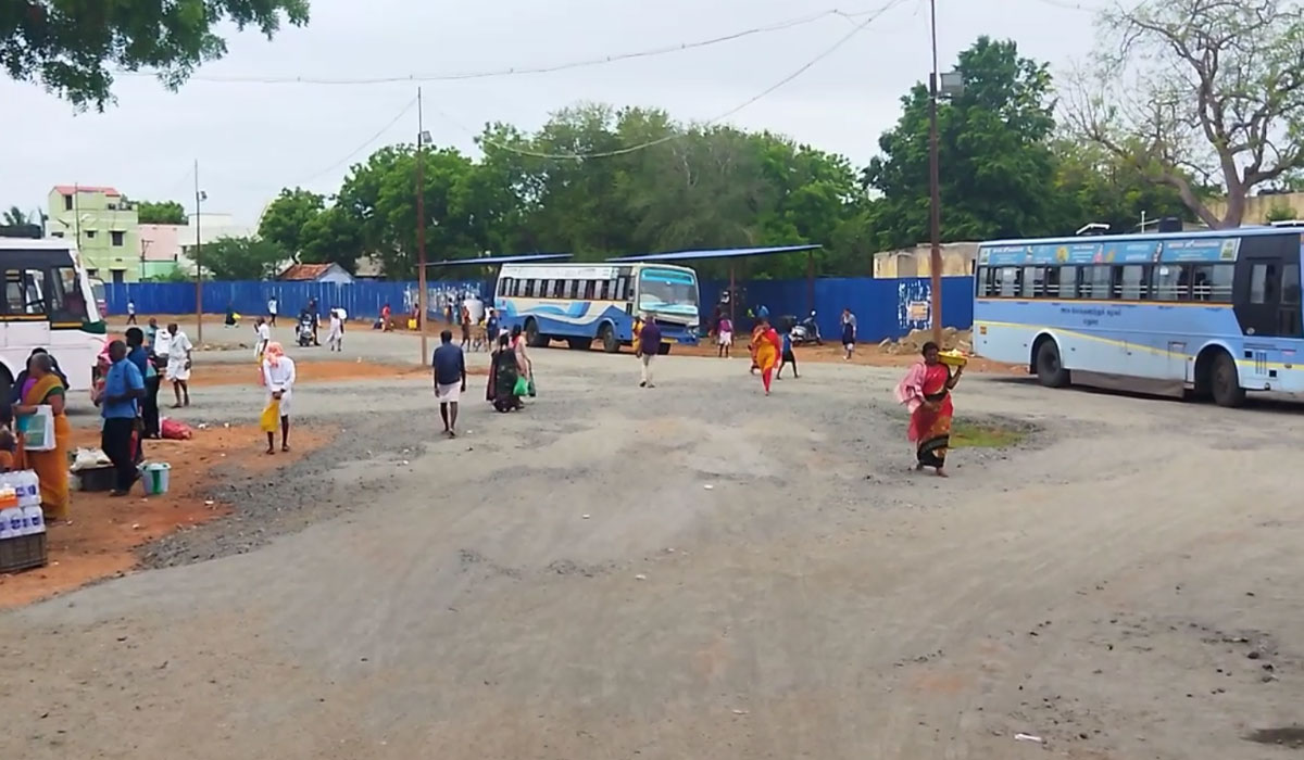  அருப்புக்கோட்டையில் மாற்றப்பட்ட பேருந்து நிலையம்... அல்லோலப்படும் மக்கள்