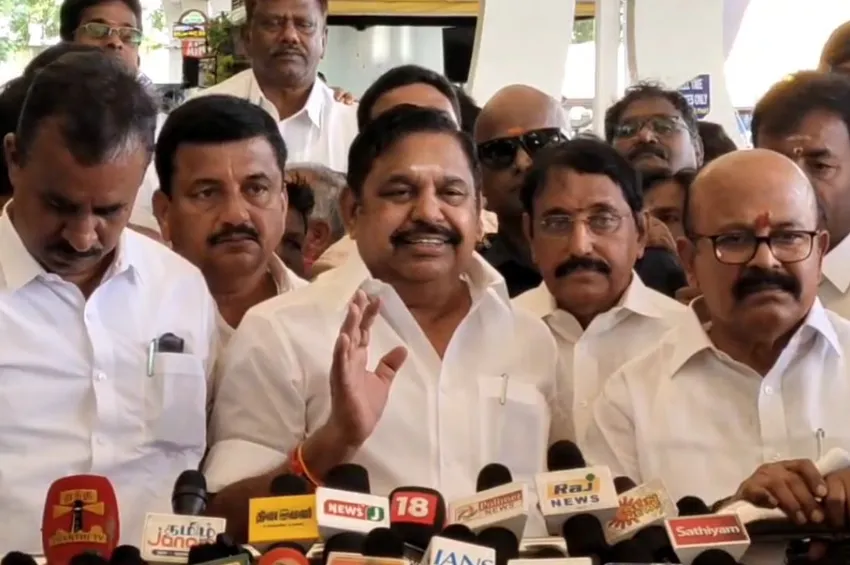 ஆங்கிலம் குறித்த சர்ச்சை பேச்சு.. அமித்ஷாவின் கருத்துக்கு விளக்கமளித்த எடப்பாடி