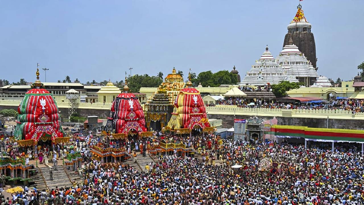  ஒடிசா பூரி ஜெகநாதர் கோவில் ரத யாத்திரை: நெரிசலில் 3 பேர் பலி-50 பேர் படுகாயம்