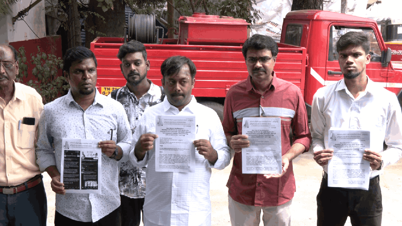 கோயிலில் குத்தாட்டம் ஆடிய அர்ச்சகர்கள்..  தமிழ்நாடு பயிற்சி பள்ளியில் படிக்கவில்லை மாணவர் சங்கம்!