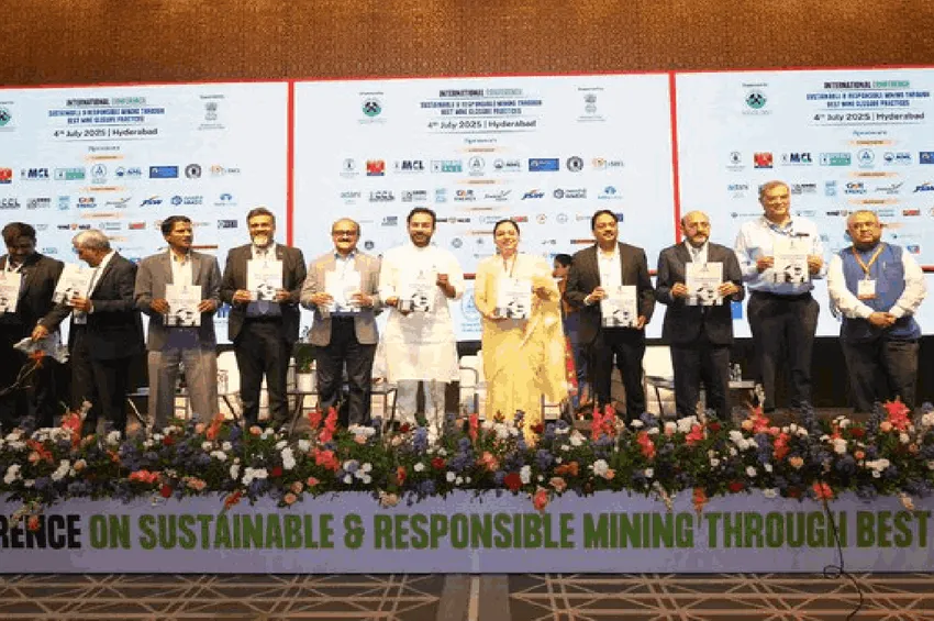  இந்தியாவின் அலுமினியம் மற்றும் தாமிர தொலைநோக்கு ஆவணங்கள் வெளியீடு!