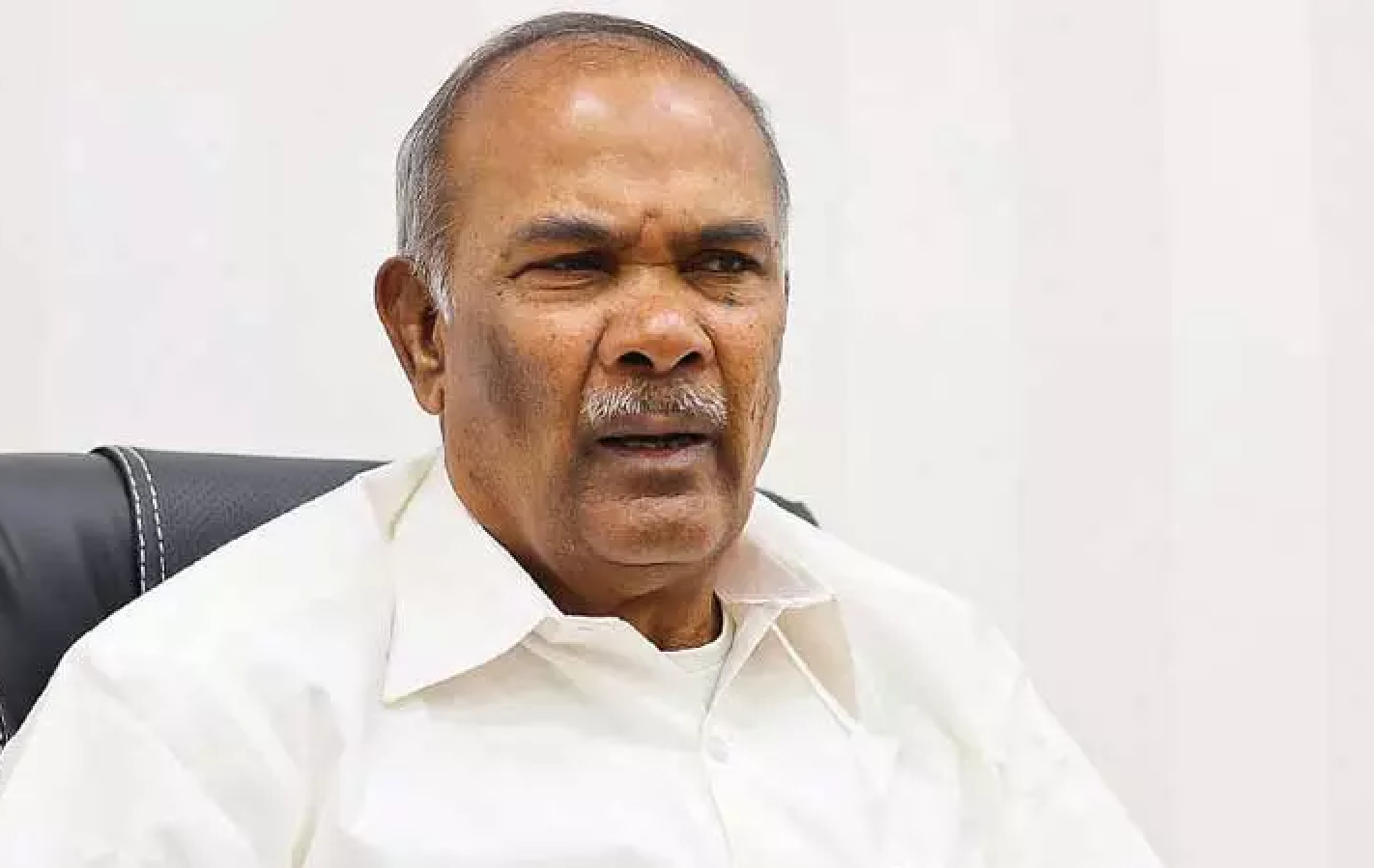 அமலாக்கத்துறை மிரட்டல் மூலம் நடிகர் விஜய் கட்சி தொடங்கினாரா? – அப்பாவு விமர்சனம்