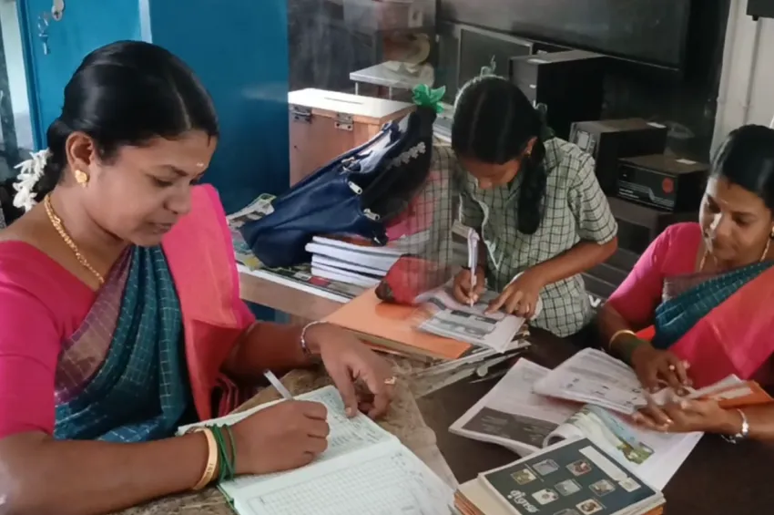 படித்த பள்ளியில் தலைமை ஆசிரியையாக பொறுப்பேற்பு…பழங்குடி பெண் அசத்தல்