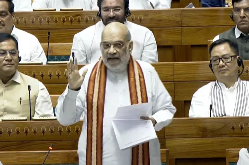   “பாகிஸ்தானின் இதயம் அழிப்பு” –நாடாளுமன்றத்தில் அமித்ஷா அதிரடி 