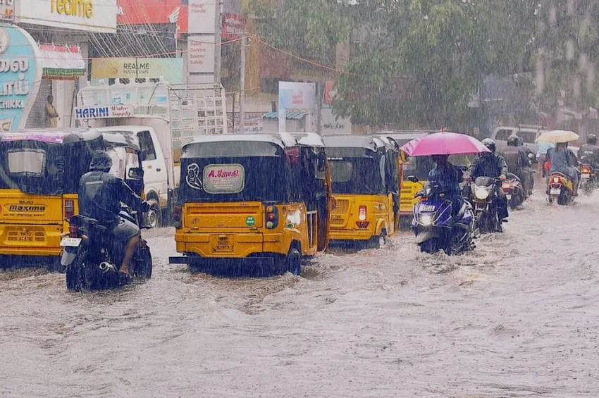 Rain Alert: தமிழகத்தில் 2 மாவட்டங்களில் அதி கனமழை பெய்ய வாய்ப்பு!