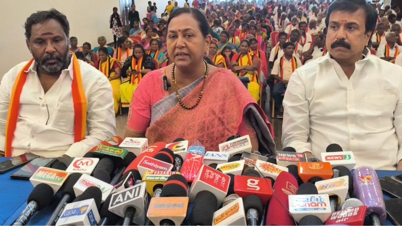 தூய்மை பணியாளர்களின் கோரிக்கைகளை நிறைவேற்ற வேண்டும்- பிரேமலதா வலியுறுத்தல்!