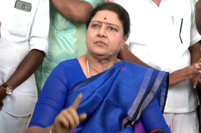 அதிமுக பலவீனமாகவே உள்ளது.. சசிகலா பேட்டி