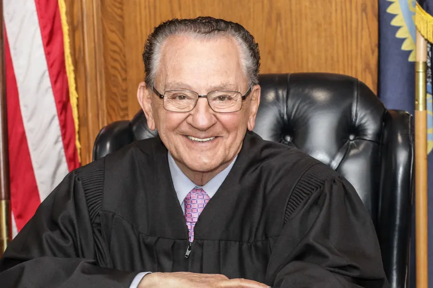 Judge Frank Caprio: ‘உலகின் மிகவும் கனிவான நீதிபதி’ பிராங்க் காப்ரியோ மறைவு…இரக்கமுள்ள தீர்ப்புகள் மூலம் பிரபலமானவர் 