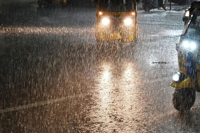    Chennai Rains: சென்னையில் விடிய, விடிய கொட்டி தீர்த்த கனமழை