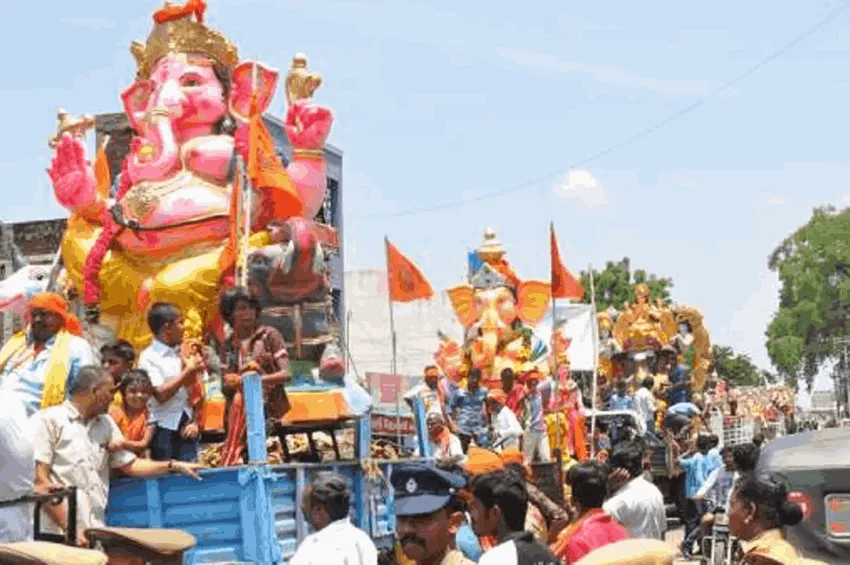 சென்னையில் விநாயகர் சிலை ஊர்வலம்: ஆகஸ்ட் 31-ல் போக்குவரத்து மாற்றம்!