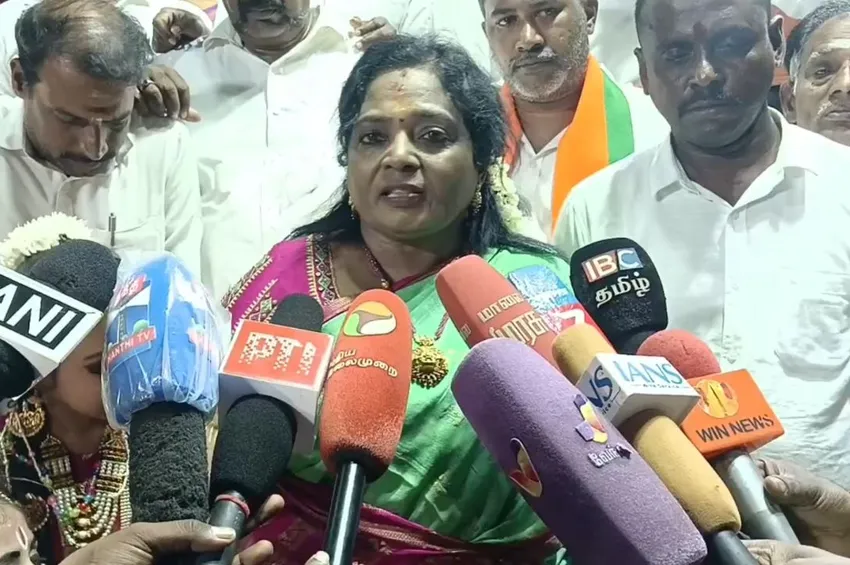 விநாயகரை ஆற்றில் கரைப்போம்.. ஆனால் மனுக்களைக் கரைக்கின்றனர்- தமிழிசை பேட்டி!