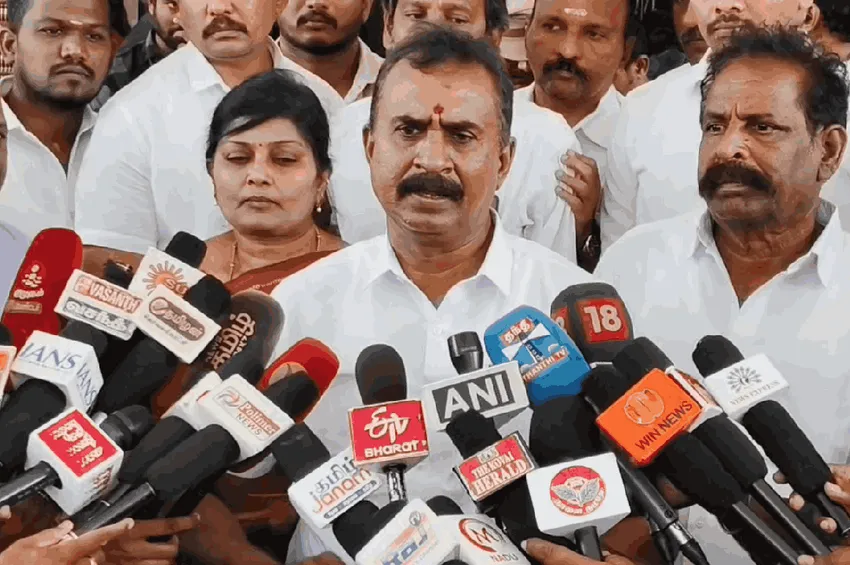 கோவை மாவட்ட வளர்ச்சிப் பணிகள் மந்தம்: முன்னாள் அமைச்சர் எஸ்.பி. வேலுமணி குற்றச்சாட்டு!