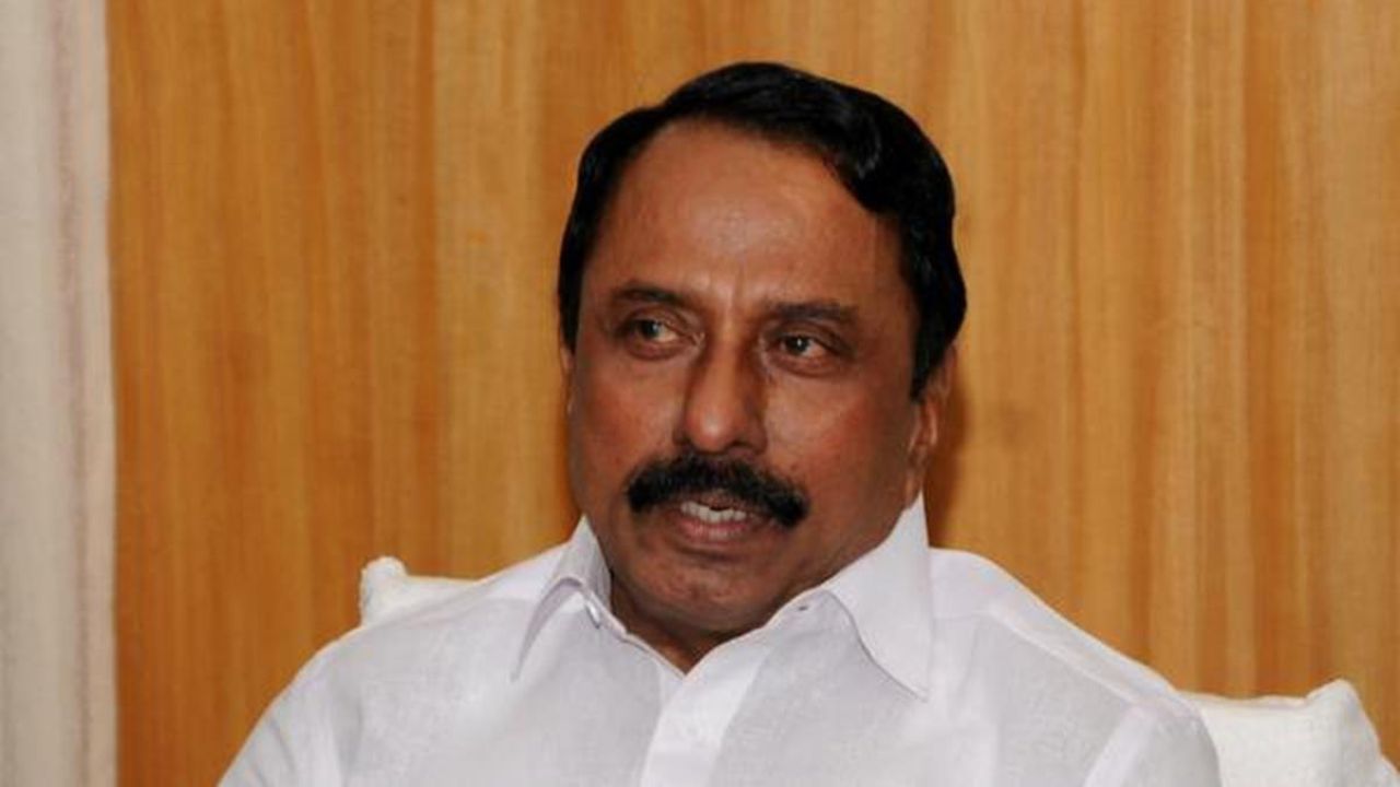 அதிமுகவில் இருந்து விலகலா? செப்.5 மனம் திறக்கிறேன்- செங்கோட்டையன் பரபரப்பு பேட்டி!