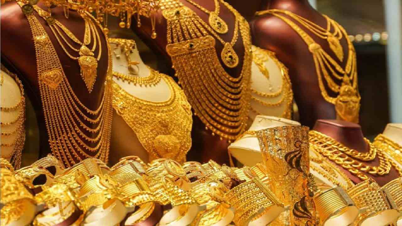 தங்கம் விலை வரலாறு காணாத உச்சம்: ஒரு சவரன் ரூ.80,000-ஐ தாண்டியது!