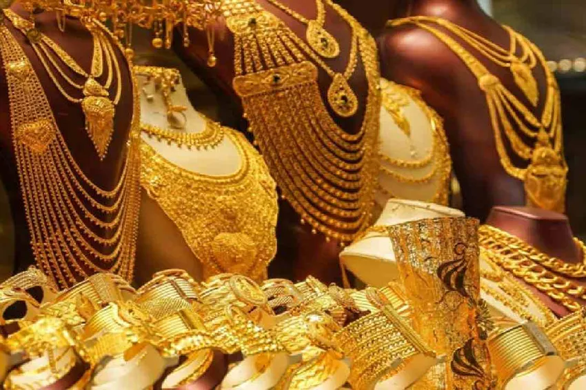 தங்கம் விலை வரலாறு காணாத உச்சம்: ஒரு சவரன் ரூ.80,000-ஐ தாண்டியது!