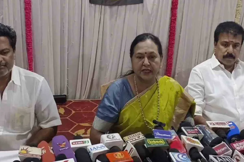 தமிழகத்தில் சட்டம் ஒழுங்கு சரியில்லை.. பிரேமலதா விஜயகாந்த் குற்றச்சாட்டு! 