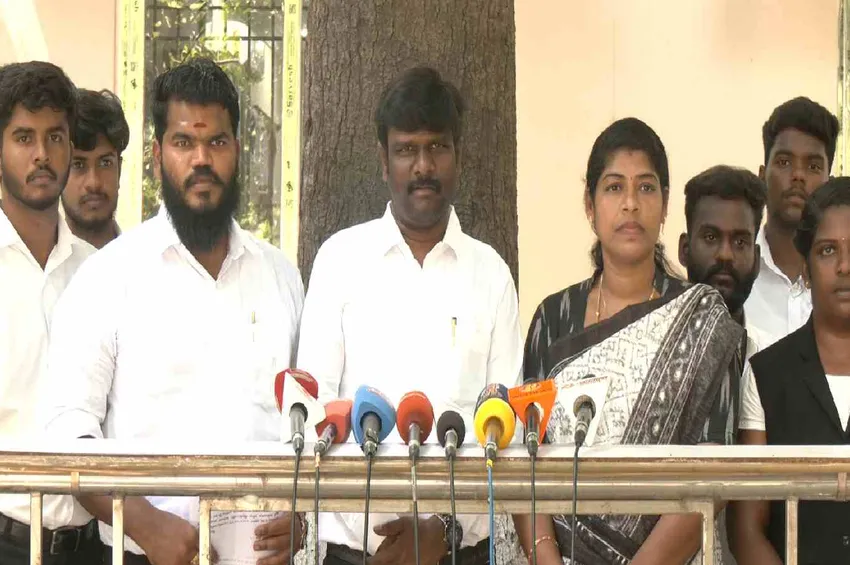 ஏர்போர்ட் மூர்த்தி மீது குண்டர் சட்டம் பாய வேண்டும் - விசிக வழக்கறிஞர்கள் காவல் ஆணையர் அலுவலகத்தில் புகார்!  