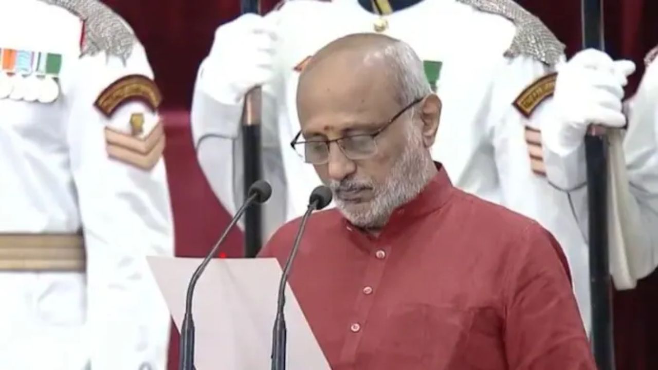 குடியரசு துணைத் தலைவராக பதவியேற்றார் சி.பி. ராதாகிருஷ்ணன்!