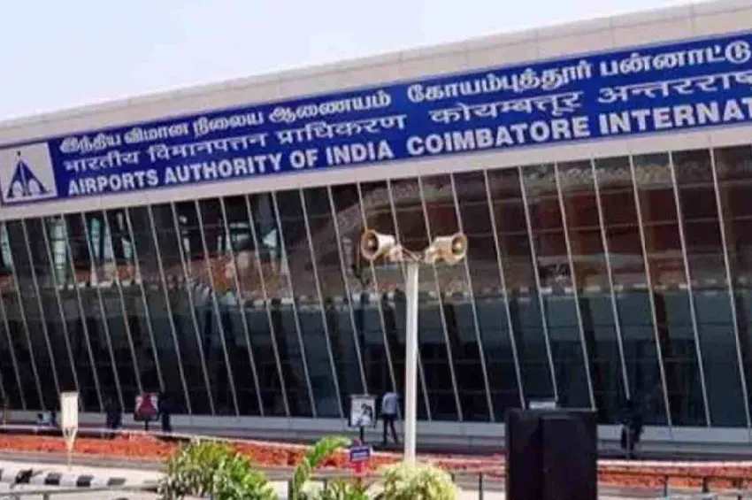 கோவை விமான நிலையத்தில் ரூ.45 லட்சம் மதிப்புள்ள பொருட்கள் பறிமுதல்! - கடத்தலில் ஈடுபட்ட 7 பேர் கைது!