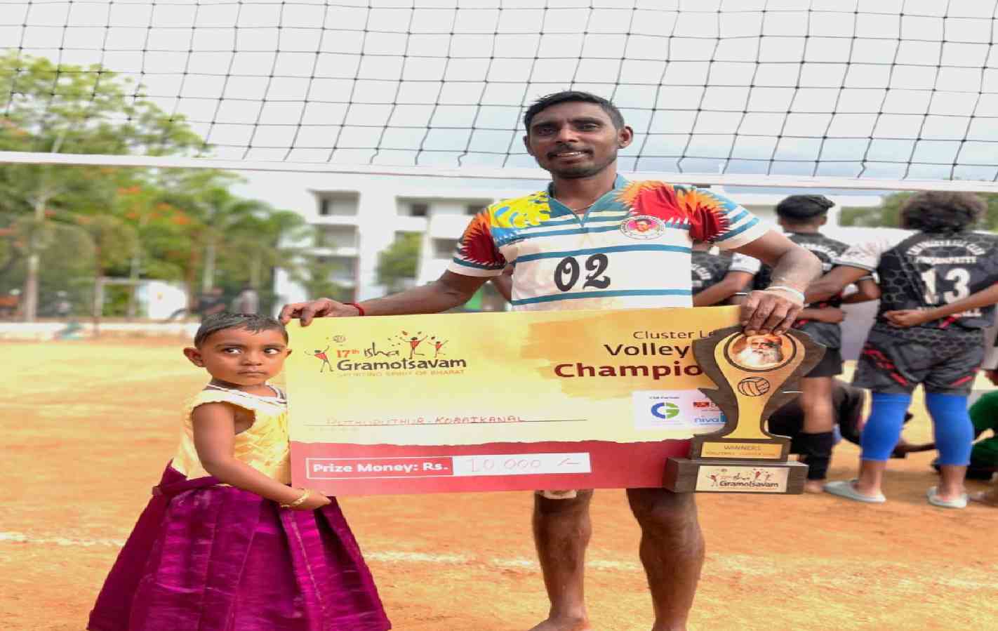 ஆதியோகி முன்னாடி ஈஷா கிராமோத்சவம் பைனல்ஸ் விளையாட ஆசை - கூக்கால் கிராமத்து இளைஞரின் கனவு!