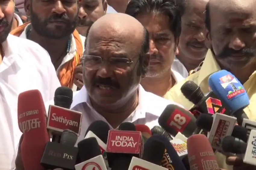 அதிமுக வாக்குகள் தவெகவுக்கு ஒரு காலத்திலும் செல்லாது- ஜெயக்குமார் பேட்டி!