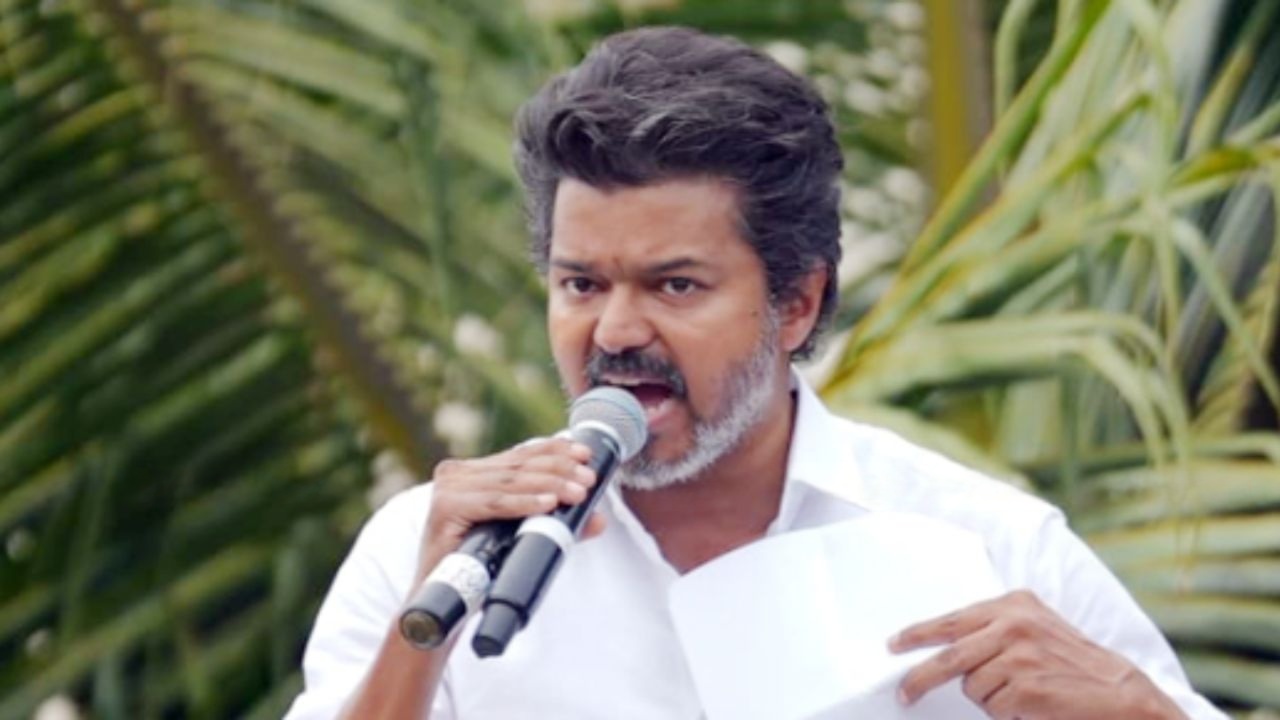 பூச்சாண்டி வேலை வேண்டாம்; தேர்தலில் மோதிப் பார்ப்போம்- விஜய் சவால்!