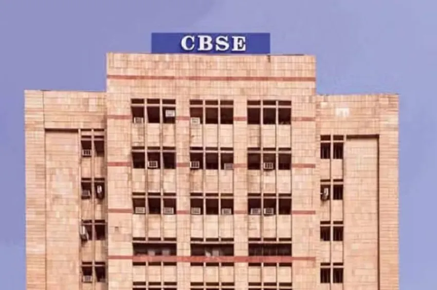 CBSE 10, 12 பொதுத் தேர்வு அட்டவணை வெளியீடு: பிப்.17ல் தேர்வுகள் தொடக்கம்!