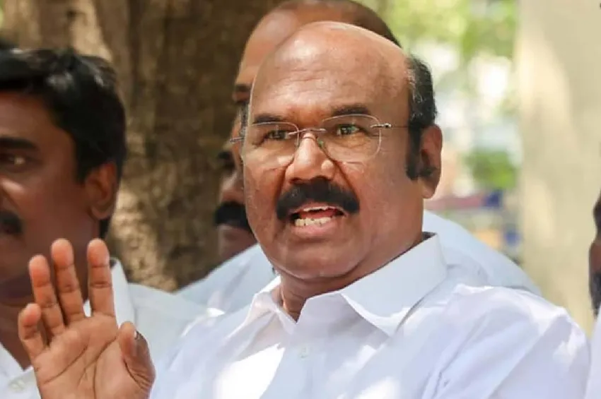 சுகாதாரத்துறை கோமா ஸ்டேஜுக்கு சென்றுவிட்டது - ஜெயக்குமார் அதிரடி!  