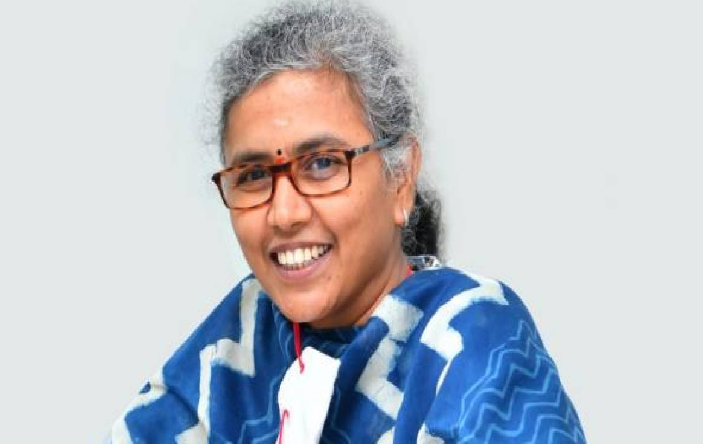 கரூர் நெரிசல் விவகாரம்: தவெக நிர்வாகிகள் குளறுபடியே காரணம் - ஐஏஎஸ் அமுதா விளக்கம்!