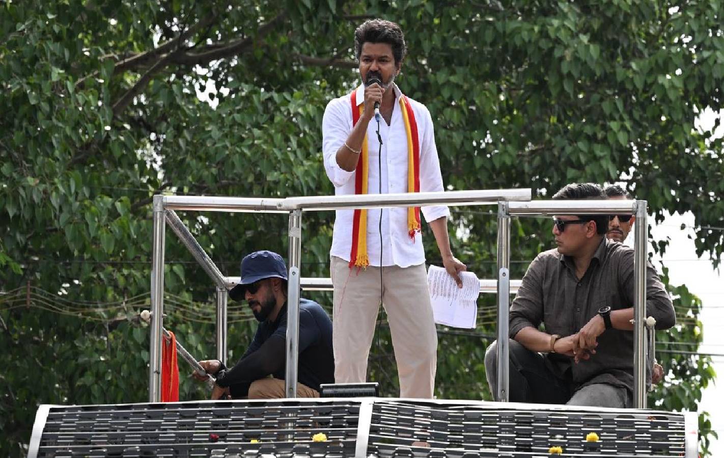 கரூர் துயர சம்பவம்: தவெக தலைவர் விஜய்யின் அடுத்த இரண்டு மக்கள் சந்திப்பு நிகழ்ச்சிகள் ஒத்திவைப்பு!