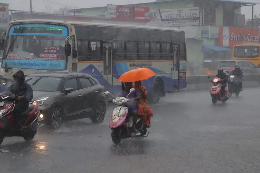 கொட்டித் தீர்க்கப்போகும் கனமழை.. 3 மாவட்டங்களுக்கு எச்சரிக்கை!