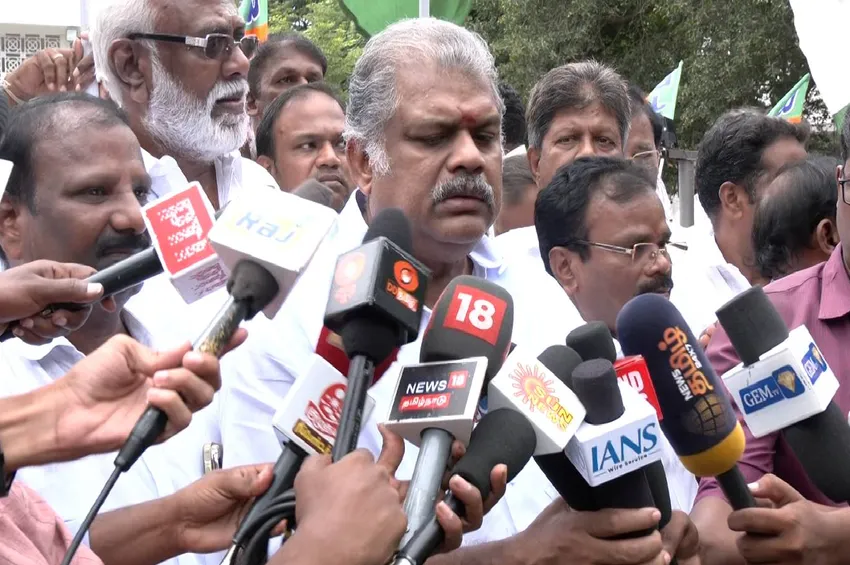  திருவண்ணாமலை சம்பவம் மிகுந்த வருத்தத்திற்குரியது: சட்டம்-ஒழுங்கு, மதுவிலக்கு குறித்து ஜி.கே.வாசன் பேட்டி!