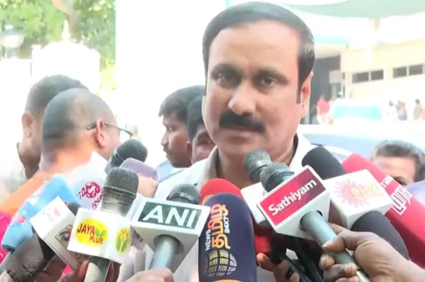 ராமதாசுக்கு ஆஞ்சியோகிராம் பரிசோதனை.. உடல்நிலை சீராக இருப்பதாக அன்புமணி தகவல்!