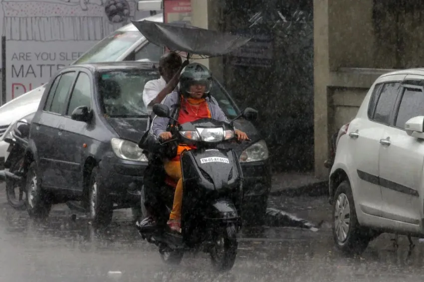 Heavy Rain: தமிழகத்தில் இன்று 13 மாவட்டங்களுக்கு கனமழை எச்சரிக்கை!