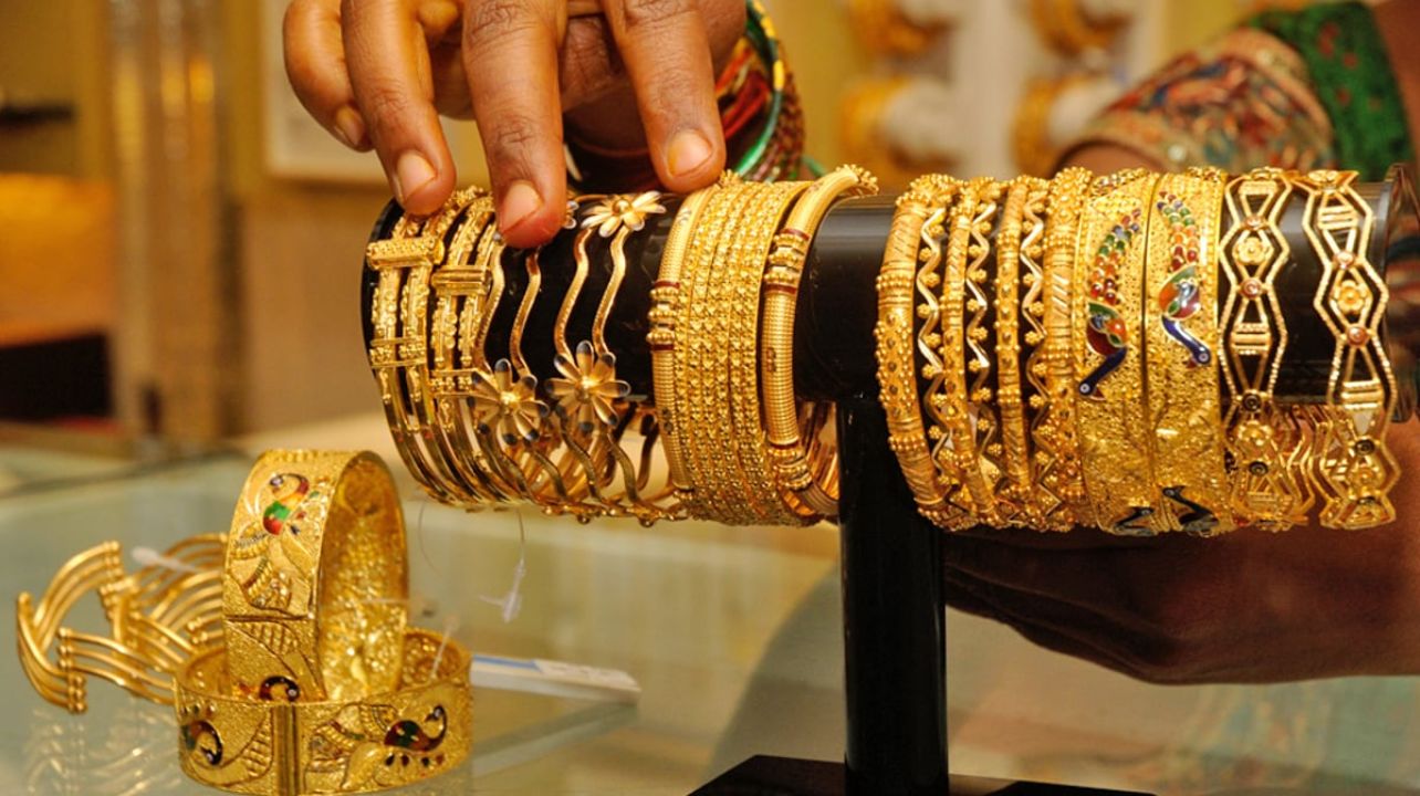 தங்கம் விலை ஒரே நாளில் இருமுறை உயர்வு.. வாடிக்கையாளர்கள் அதிர்ச்சி!