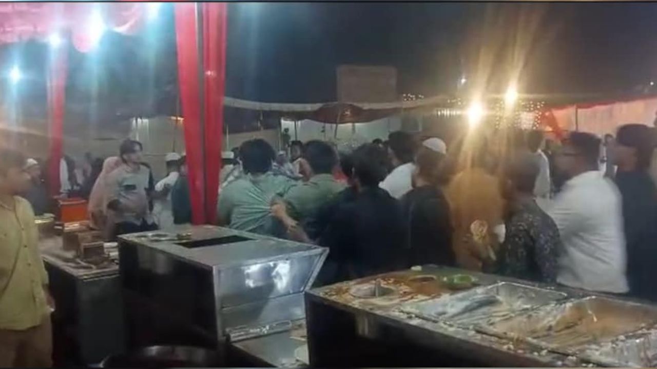 போர்க்களமாக மாறிய திருமண மண்டபம்.. சிக்கன் ஃப்ரைக்காக மோதிக்கொண்ட மணமகன் - மணமகள் வீட்டார்!