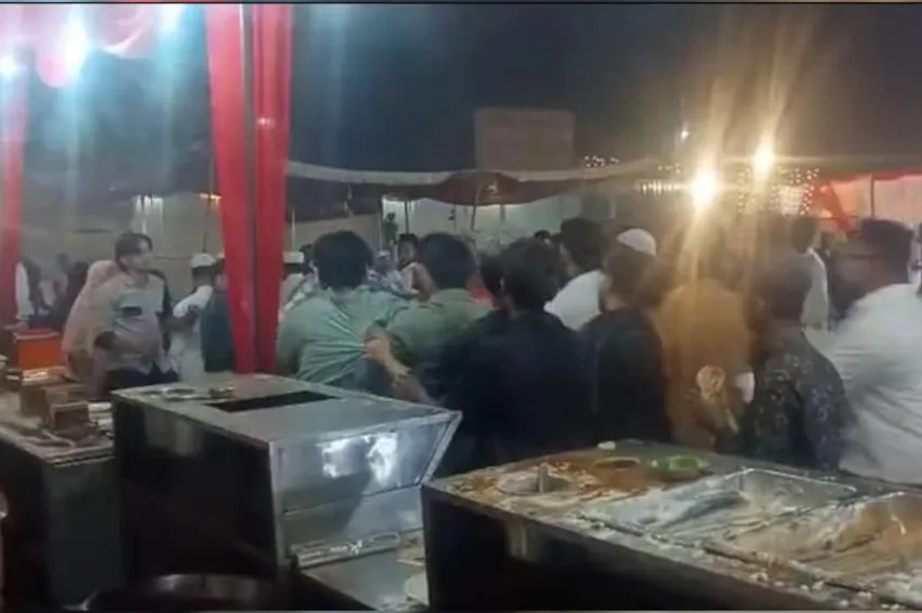 போர்க்களமாக மாறிய திருமண மண்டபம்.. சிக்கன் ஃப்ரைக்காக மோதிக்கொண்ட மணமகன் - மணமகள் வீட்டார்!