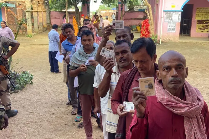 பீகார் தேர்தல்: காலை 9 மணி நிலவரப்படி 13.13% வாக்குகள் பதிவு!