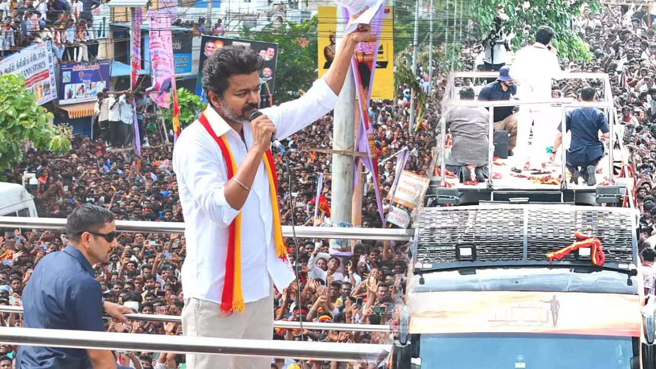 புதுச்சேரியில் விஜய் சுற்றுப்பயணம்; 'ரோடு ஷோ' நடத்த அனுமதி கோரி கடிதம்!