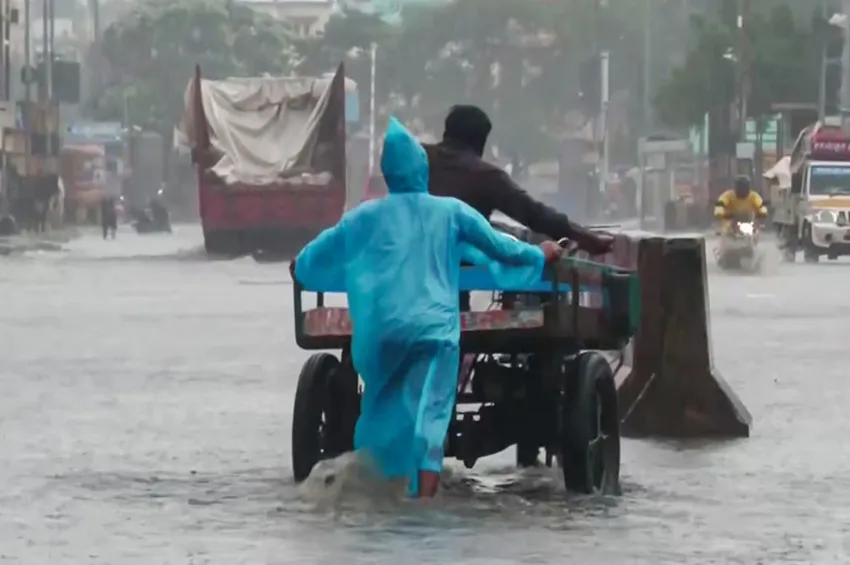 TN Weather: சென்னை, திருவள்ளூர் உள்பட 5 மாவட்டங்களுக்கு ஆரஞ்சு அலெர்ட்!
