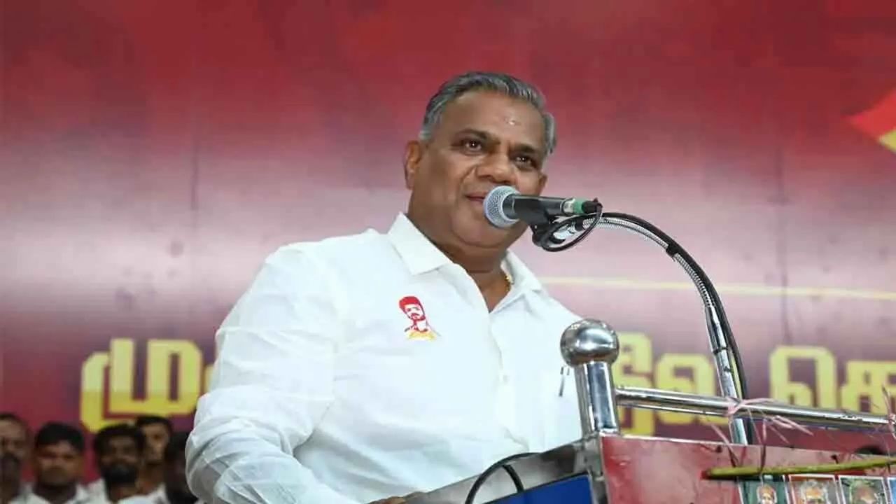 புதுச்சேரி தவெக பொதுக்கூட்டம்: தமிழகத்தை சேர்ந்தவர்களுக்கு அனுமதி இல்லை!