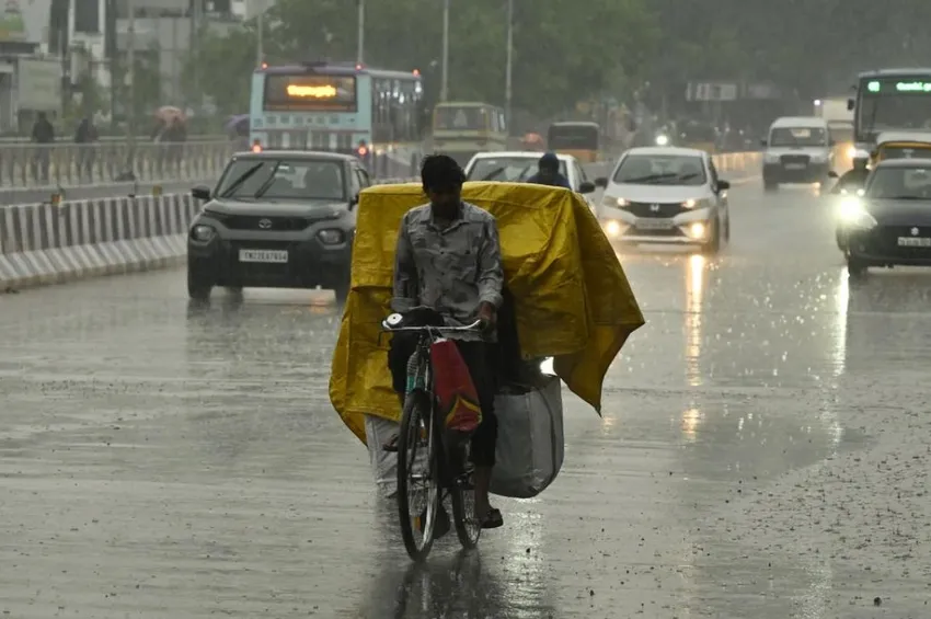 TN Weather: சென்னையில் நாளை மழைக்கு வாய்ப்பு.. வானிலை ஆய்வு மையம் தகவல்!