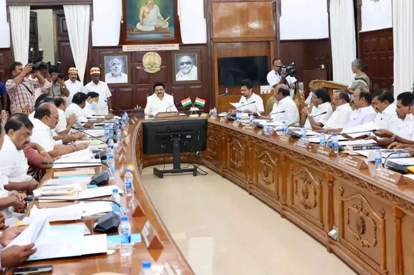 ஜன. 6-ஆம் தேதி தமிழக அமைச்சரவைக் கூட்டம்.. முக்கிய பிரச்னைகள் குறித்து ஆலோசனை!