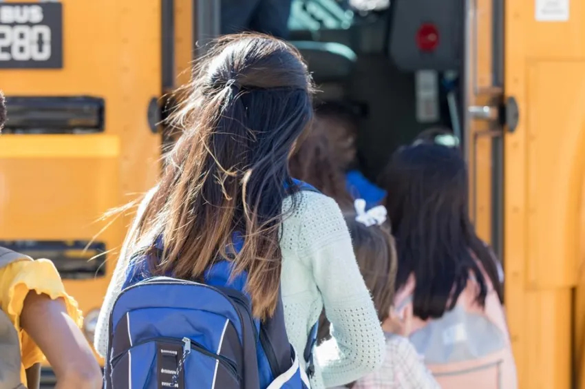 பெண் பிள்ளைகள் எப்போது வயதுக்கு வருவார்கள்?