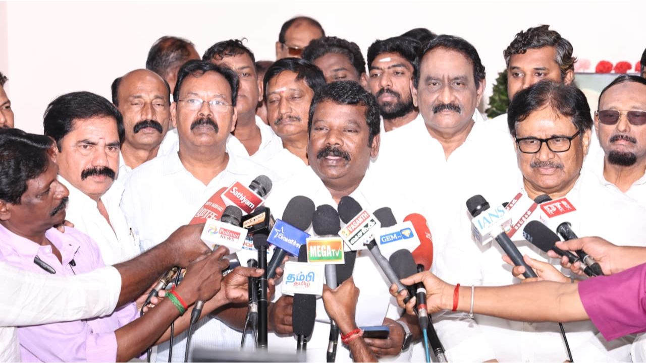 கூட்டணி குறித்து பேசினால் கடும் நடவடிக்கை.. காங்கிரஸ் நிர்வாகிகளுக்கு செல்வப்பெருந்தகை எச்சரிக்கை!