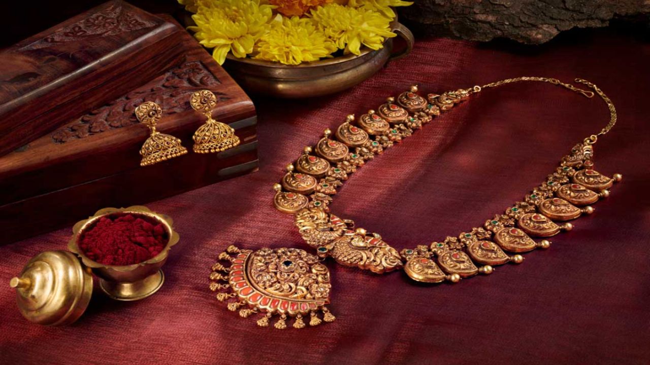 சற்றே உயர்ந்த தங்கம் விலை.. வெள்ளி விலையில் மாற்றமில்லை!